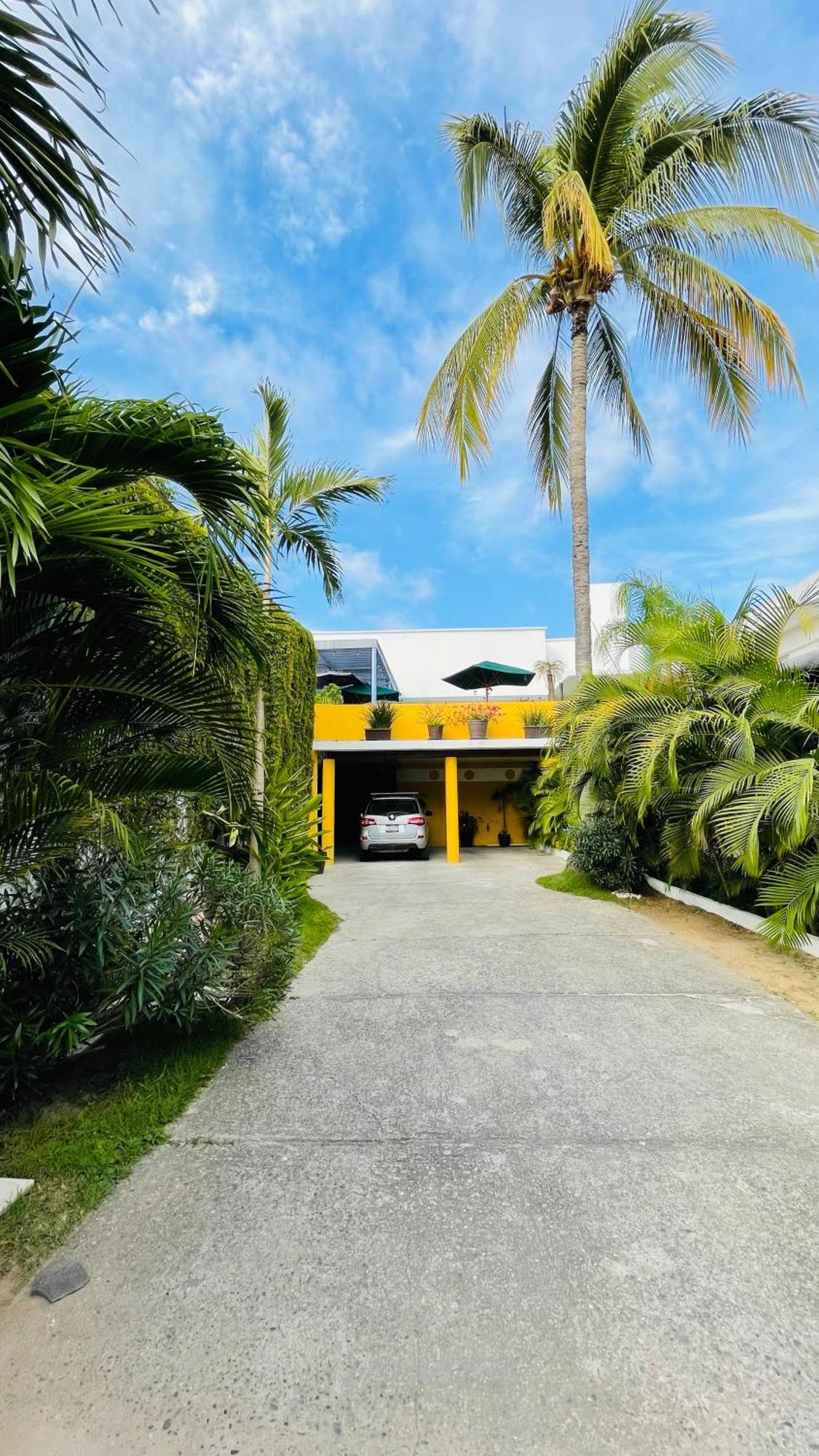 Hotel Boutique Ixaya Puerto Vallarta Exterior photo